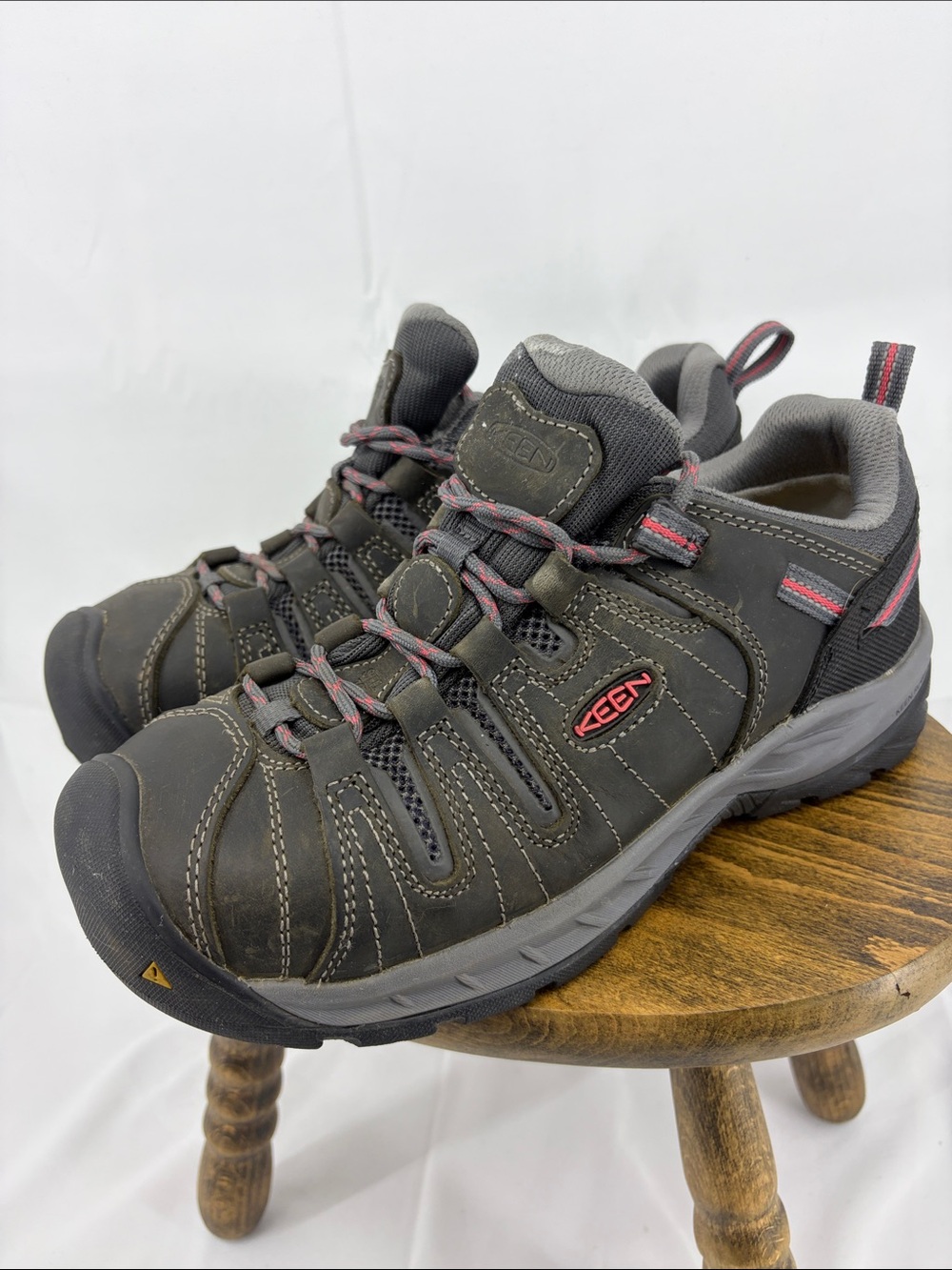 KEEN Womens Utility Flint II Durable Steel Toe Work Shoes, sz 8.5, NO INSOLES